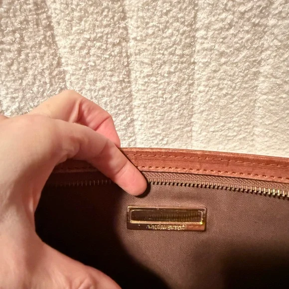 Valentino Garavani Brown Leather Clutch - Picture 8 of 15